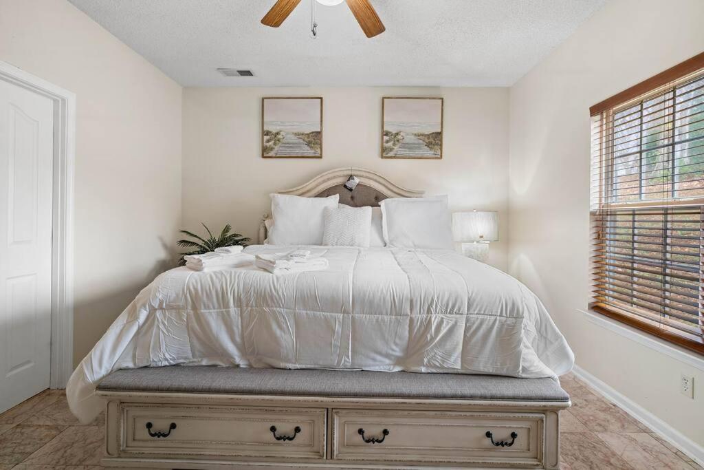 Cozy 4B 2 5B University Home King Beds Jacuzzi Charlotte Exterior photo